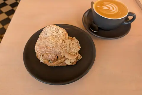 Fotoor Bakery photo 3